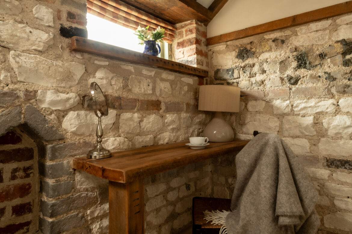 _MAR0713 Hayloft bedroom corner