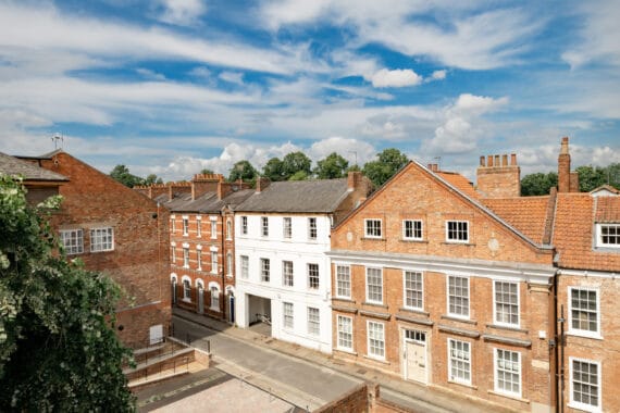 _MAR2684 view ogleforth from hop