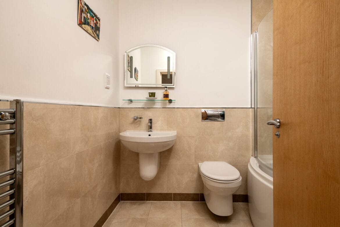 _MAR2870 York Hop Store bathroom York Hop Store bathroom