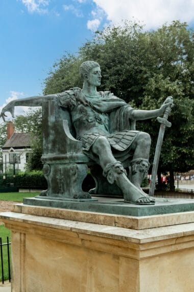 _MAR3106 York roman emperor York Roman Emperor on plinth