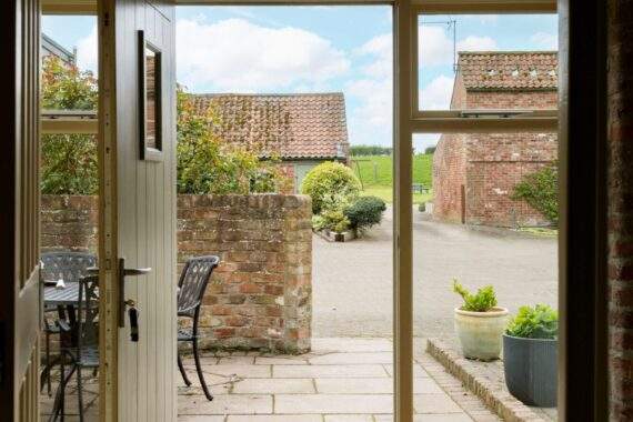 The Roost courtyard doorway_MAR8025 The Roost courtyard doorway